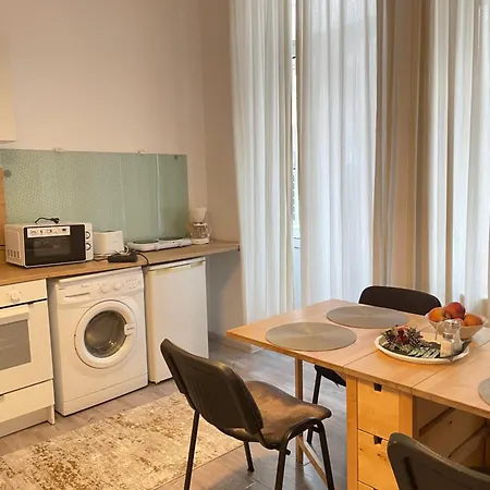 Piata Amzei Nr.1 * Bucarest