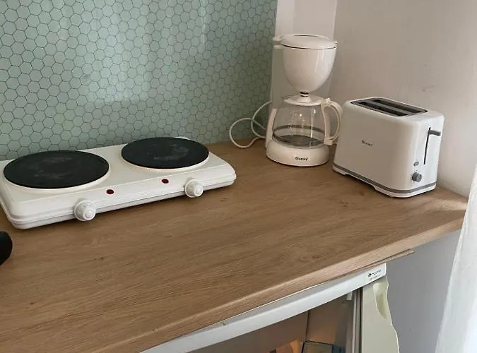 Piata Amzei Nr.1 * Bucureşti